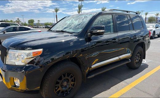2015 Toyota Land Cruiser