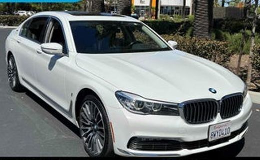 2018 BMW 740I
