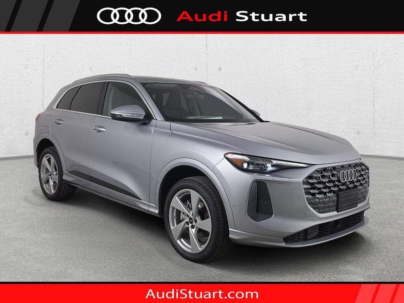 2026 Audi Q5 — a typically priced live listing