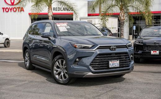 2024 Toyota Grand Highlander XLE