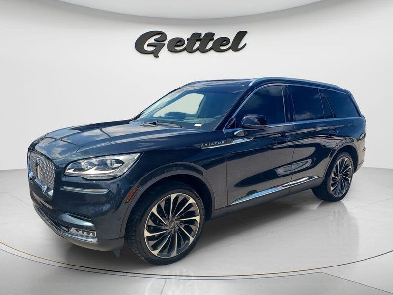2021 Lincoln Aviator — a typically priced live listing