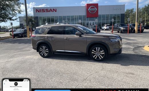 2023 Nissan Pathfinder Platinum