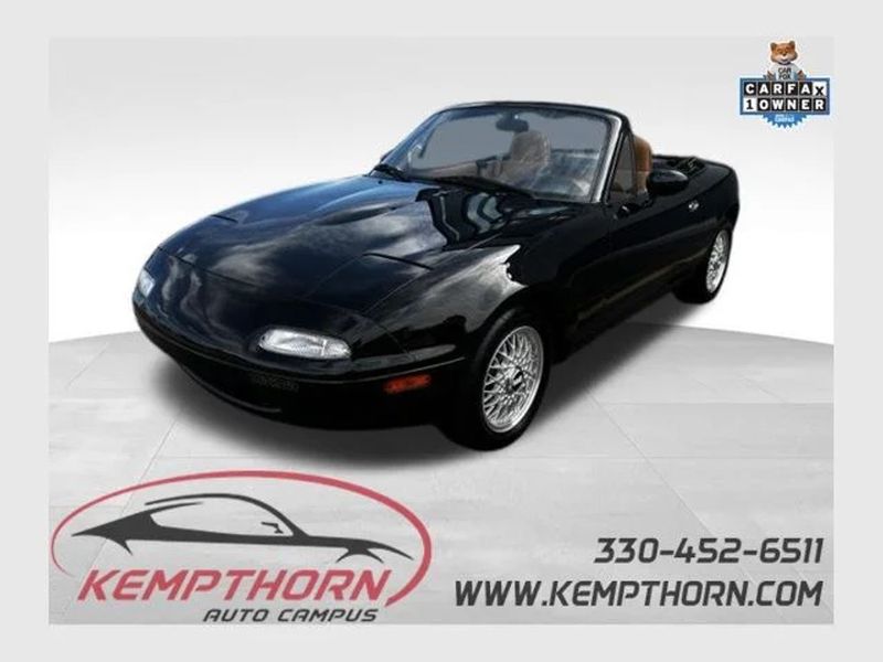 1992 Mazda MX-5 — a typically priced live listing