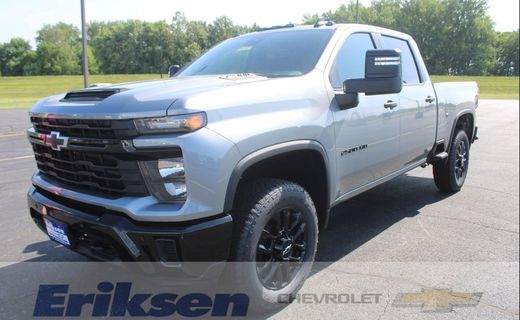 2026 Chevrolet Silverado HD Custom