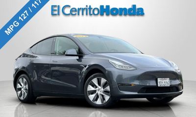 2023 Tesla Model Y Long Range