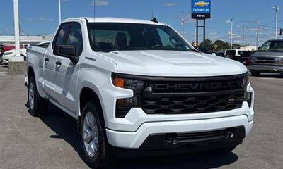 2026 Chevrolet Silverado Custom