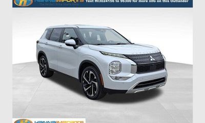 2023 Mitsubishi Outlander SE Black Edition