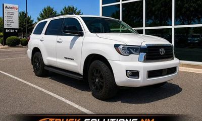 2019 Toyota Sequoia SR5 Grade
