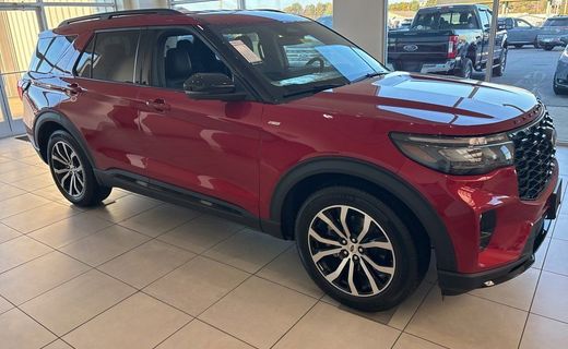 2025 Ford Explorer