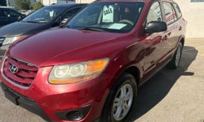 2011 Hyundai Santa FE GL Middle LOW