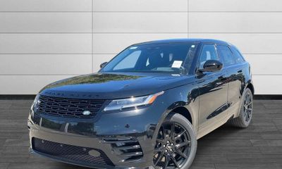 2026 Land Rover Range Velar P250 Dynamic SE