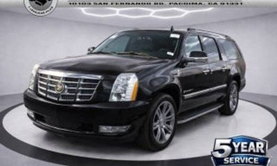 2013 Cadillac Escalade ESV Luxury
