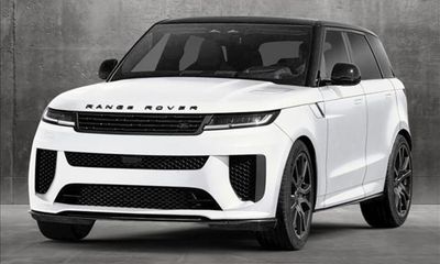 2025 Land Rover Range Sport P460E Dynamic SE
