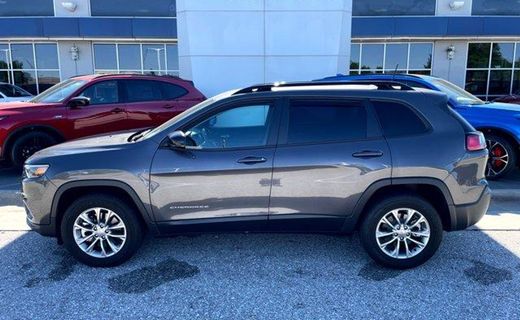 2022 Jeep Cherokee Latitude LUX