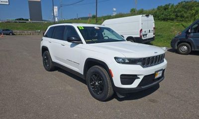 2023 Jeep Grand Cherokee