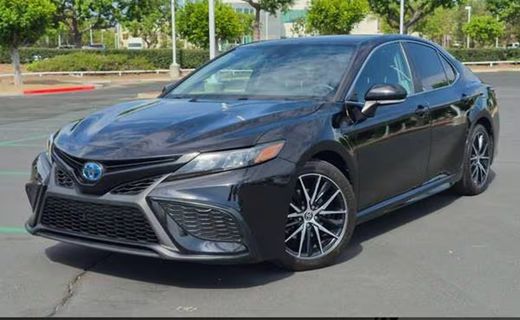 2021 Toyota Camry SE