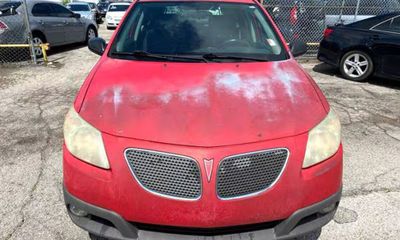 2005 Pontiac Vibe Base
