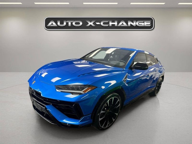 2023 Lamborghini Urus — a typically priced live listing