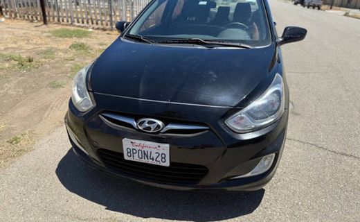 2012 Hyundai Accent GLS