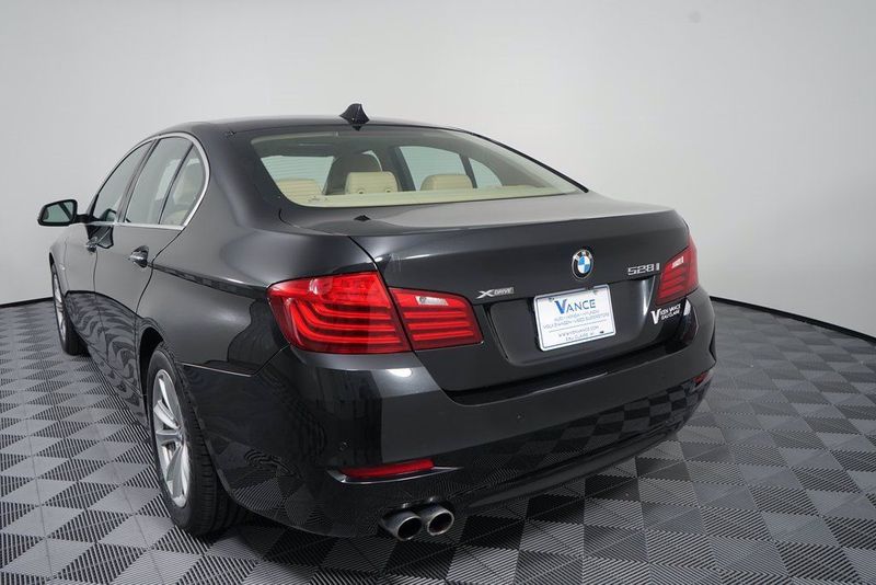 2015 Bmw 528I — a typically priced live listing