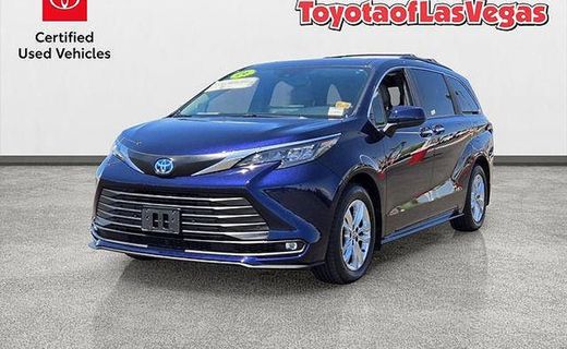 2025 Toyota Sienna XLE