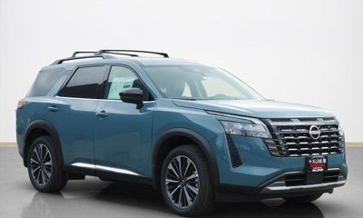 2026 Nissan Pathfinder Platinum