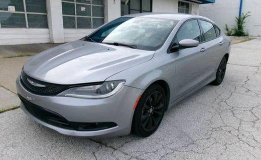 2015 Chrysler 200 200S