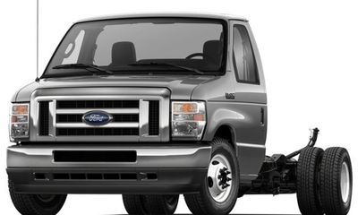 2022 Ford E-450 Super Duty