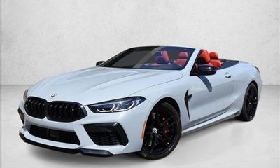 2023 BMW M8