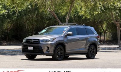 2019 Toyota Highlander SE XLE