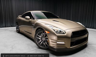 2016 Nissan GT-R Premium