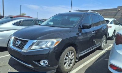 2016 Nissan Pathfinder S