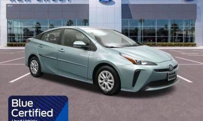 2021 Toyota Prius LE