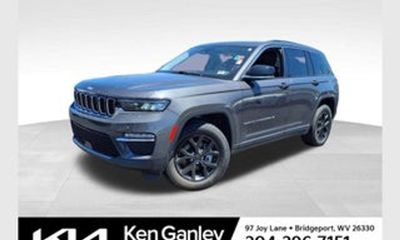 2023 Jeep Grand Cherokee Laredo Altitude