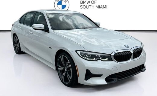 2022 BMW 330e