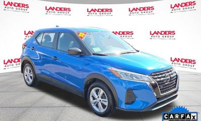 2025 Nissan Kicks Play S