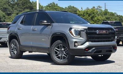 2026 GMC Terrain AT4