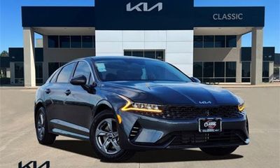 2023 Kia K5 LXS