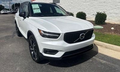 2020 Volvo XC40 R Design