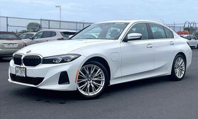 2024 BMW 330E