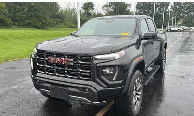 2024 GMC Canyon AT4