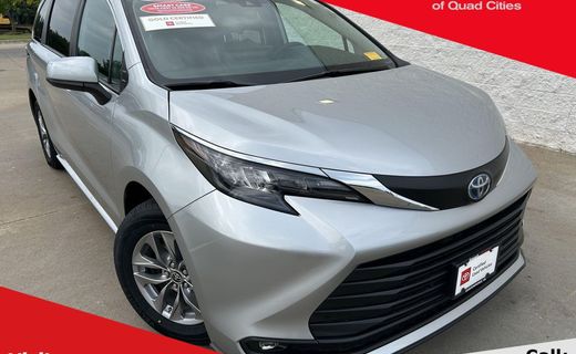 2025 Toyota Sienna XLE