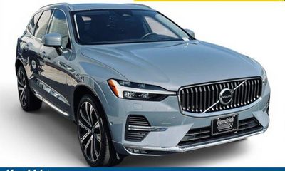 2023 Volvo XC60 Ultimate Bright