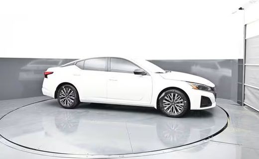 2026 Nissan Altima SV