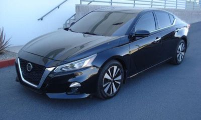 2019 Nissan Altima SV