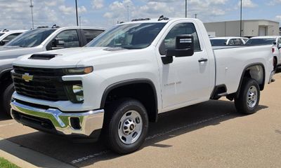 2026 Chevrolet Silverado HD Work Truck