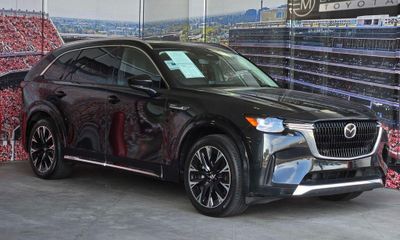 2024 Mazda CX-90