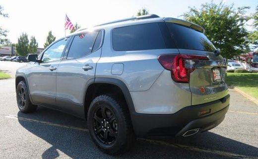 2023 GMC Acadia AT4