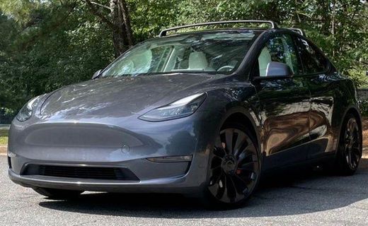2023 Tesla Model Y Performance
