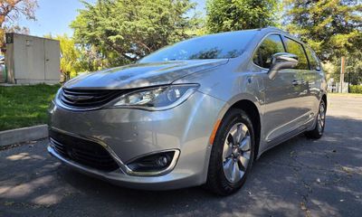 2018 Chrysler Pacifica Limited